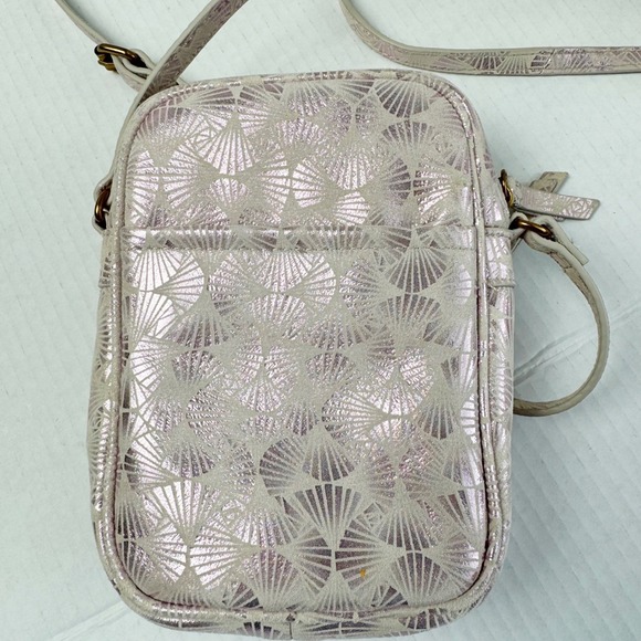 American Leather Co Cleveland purple shimmer lavender skies crossover bag purse - Picture 8 of 10